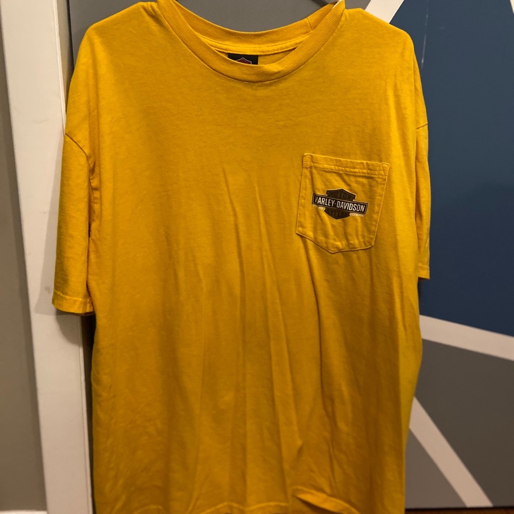 Men’s Harley Davidson shirt